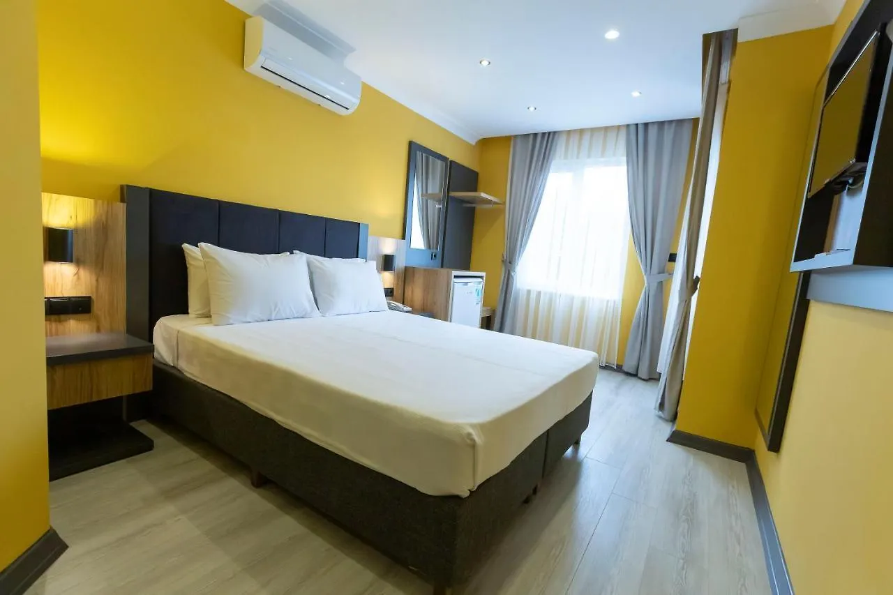 Roy Otel Akcay