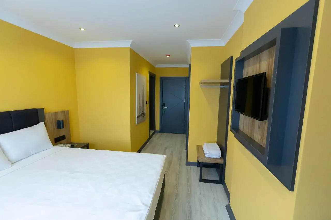Roy Otel Akcay Hotel