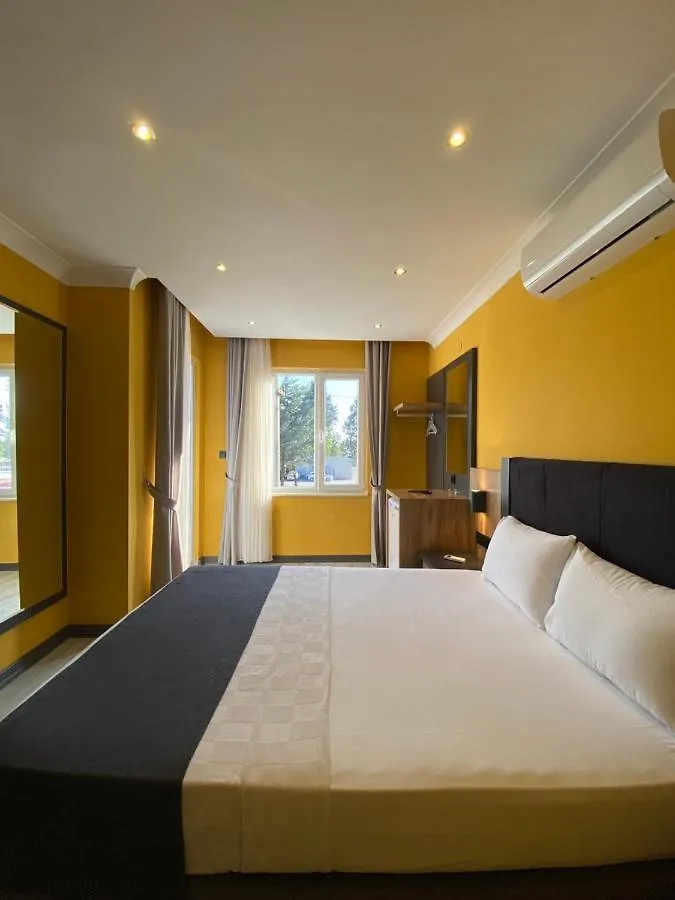 Hotel Roy Otel Akcay